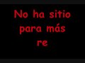 asto pituak que se jodan
musica vasca

un polic�a se desangra, alguien le vaci�
las entra�as y escupi� sobre su placa, 
que se joda. 
un pikoleto que agoniza, varios punkis
le han hecho trizas, ha sido una brutal paliza, 
que se joda.
un sucio nazi no respira, tiene la cabeza
partida, alguien le dio los buenos d�as, 
que se joda. 

no llegar�n a la vejez, porque
enterrados todos est�n muy bien.
dos militares de paisano, tranquilamente paseando
vieron vaciarse a�n m�s sus cr�neos, 
que se jodan.
tres munipas crucificadas, sus bocas
repletas de multas, la gente r�e y les insulta, 
que se jodan.
curas y monjas medio muertos, junto al delegado
del gobierno, ma�ana ir�n al cementerio, 
que se jodan.

no ha sitio para m�s rencor,
est� hipersaturado nuestro coraz�n