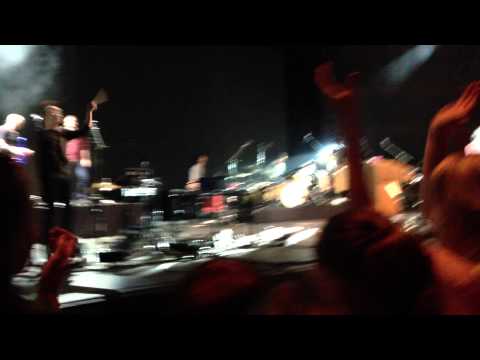 Learnalilgivinanlovin (Live) (Final Song)