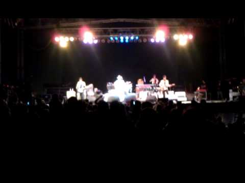 Dwight Yoakam