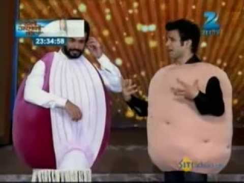 zee - Ritwik and Jay performing as Aalu Upadhyaya and Pyaaz Pandey at Zee Rishtey Awards-2013.
