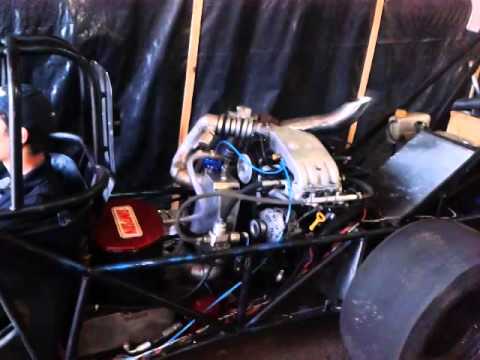 Ibirubá - Primeiros testes do Dragster Light 4 cilindros na Mecânica Top Car em Ibirubá-RS...