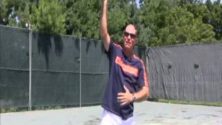 Mini Tip - Serve - The Use of the Non-dominant Hand in the Serve