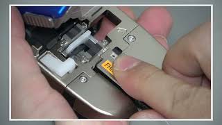 Cleaving the fiber with FC-8R