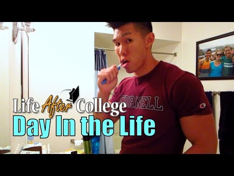 DAY IN THE LIFE OF A COLLEGE GRAD - Life After College: Ep. 354