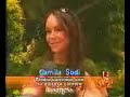 Camila Sodi en la oreja