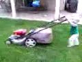 Isaac Mowing the Lawn (092008_09501.3gp) Isaac Mowing the Lawn (092008_09501.3gp)