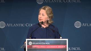 Hillary Clinton: 2013 Distinguished International Leadership Award