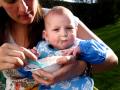 2010 04 Nicolas et le massacre a la tronconeuse.MOV