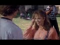 a picture clip of the teen movie some kind of wonderful, directed in 1987 by howard deutch, written by john hughes, and starring eric stoltz, mary stuart masterson, craig sheffer and the beauty queen lea thompson.
pay attention to the briliant soundtrack, including the unknown but perfect turn to the sky, by the march violets, and i go crazy, by flesh for lulu.