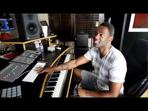 0 photo 0 Is Brian McKnight Having A Mid Life Crisis?