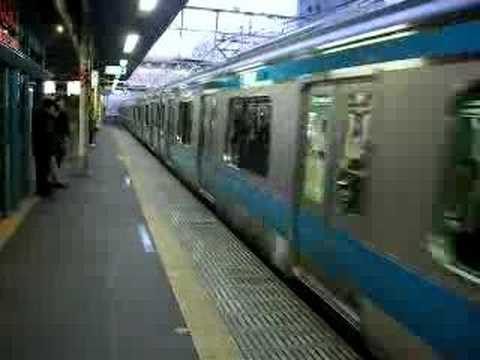JR東日本京浜東北線E233系川崎駅到着