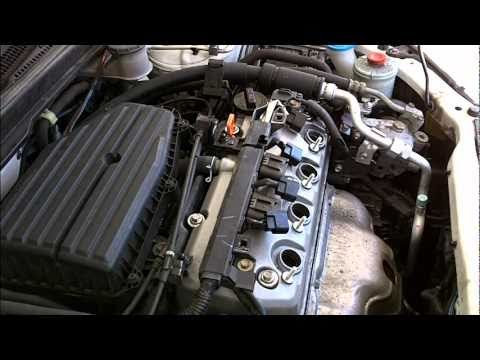 How to DIY : 2003 Civic Spark Plug Change