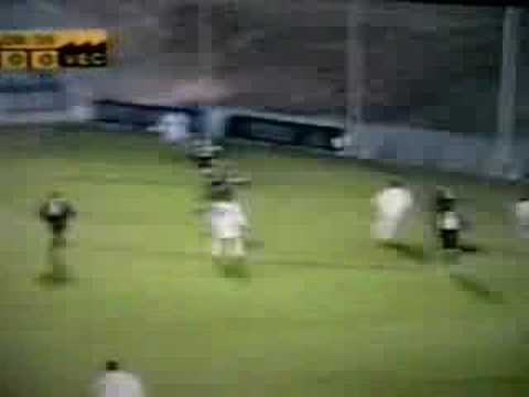 Golazo de Adri&aacute;n Gonz&aacute;lez en el Castilla
