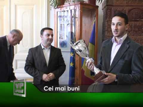 Cei mai buni