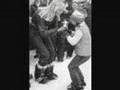 Agnetha Faltskog & Linda Ulvaeus Tva Sma Roda Luvor