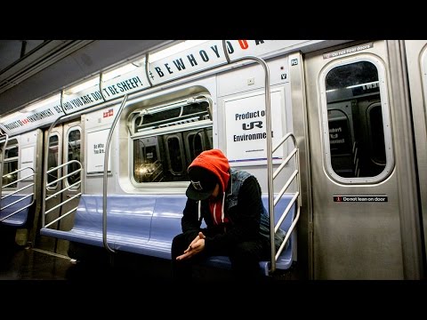 Watch Graffiti Artists Take Back Entire Subway Car From Advertisers