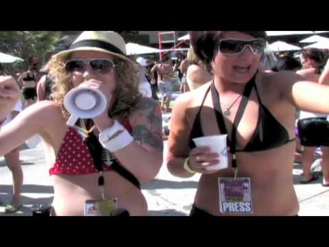 Dinah Shore 2010 - Morgan Hildebrand - Oh You CRAZY Dinah Lesbians!