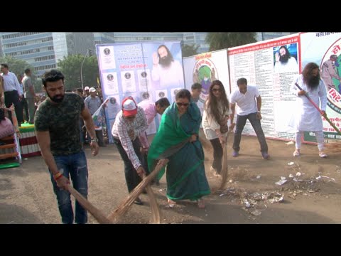 Poonam Dhillon, Udit Narayan & Others At 4th Inaugration Mega cleanliness drive