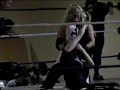women wrestling