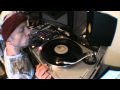 DJ Tutorial.. How to bung a toon in on the count of one in the mix with a vinyl turntable