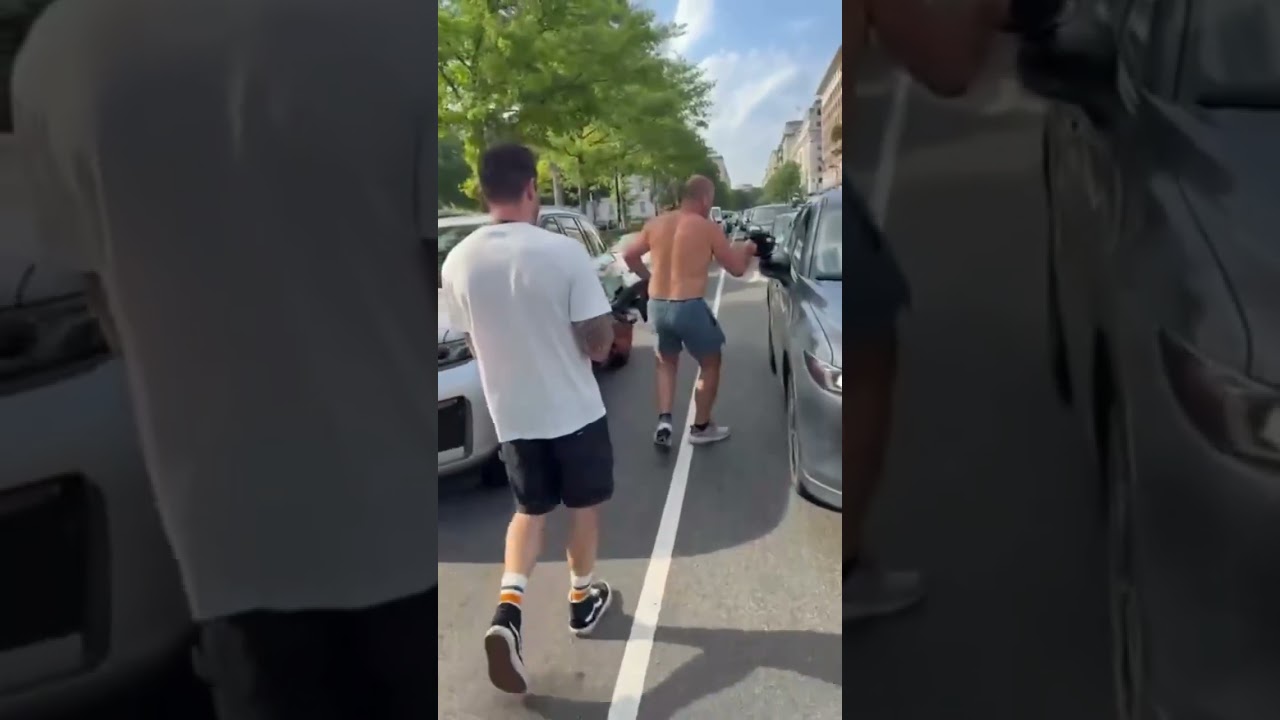 POATAN CAINDO NA PORRADA NO MEIO DA RUA NOS ESTADOS UNIDOS! ISSO QUE É TREINO BRABO #shorts