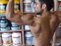 Reuven muscle posing