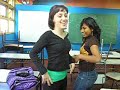 es sin sonido pero la morocha sigu bn elritmo la otr nose qe mierda estaba haciendo