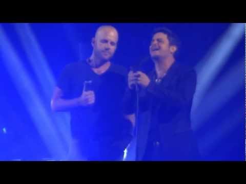 Alejandro Sanz y Gian Marco - Cuando nadie me ve (Lima, Perú 2013) 