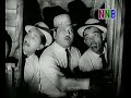 This is one of the funniest P.Ramlee's scene ever!!