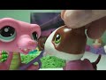 sparky and valentine go on a date. but sparky made the fatal mistake of forgetting to brush.. dun dun dunnnn! freeyana comes to the rescue by showing sparky how to brush his teeth! (don't worry, sparky isn't that dumb, it's just a video.) this is the contest video that i made that won! thanks to all of you who voted for me, i ended up winning 1st prize which was a nintendo 3ds! thanks again! thumbs up and leave a comment below if you spotted the magical easter egg penguin or any of your favorite characters from other series! :d all music by kevin macleod (incompetech.com) - licensed under creative commons 