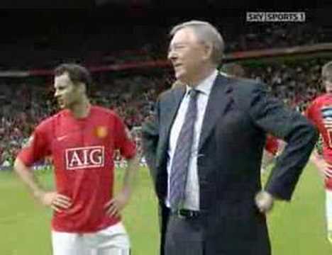 Hoe groot is nu de kans dat je kauwgom onder voetbalschoenen hebt op Old Trafford...?