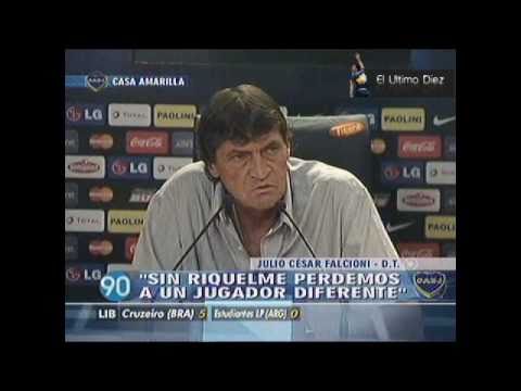 Julio Cesar Falcioni hablando sobre el 10 