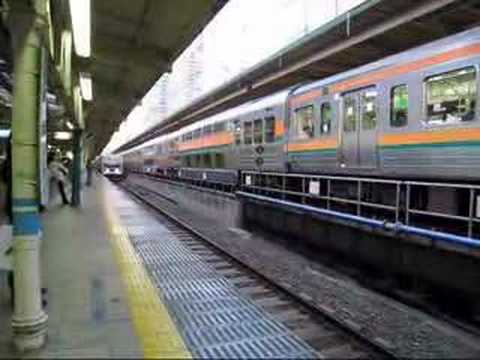 209系東京駅到着2