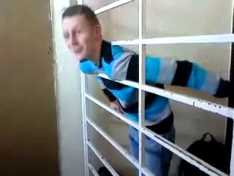 YT - Wazelina dobra na wszystko xD No i koleś nawet trafił do Parszywej 20.. ;p Link do TOP 20 : http://www.youtube.com/watch?v=_c1ErgZSdms od ~~34:00 min //TO NI...