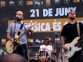 astrud sin genís - me afecta / esto debería acabarse aquí astrud sin genís - me afecta / esto debería acabarse aquí