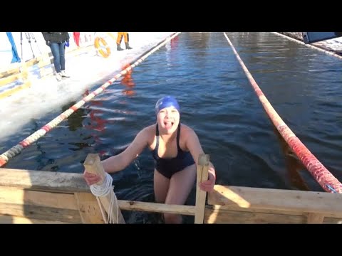 Eisschwimmen in Kaliningrad (Königsberg): Bei minus zeh ...