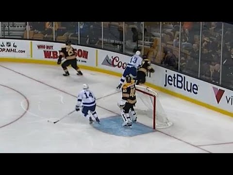 Video: Lightning's Paquette hits Krug from behind, scrum ensues