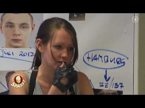 Augsburg - Ist Gunthers Frau eine Spionin? Ja, und zwar für VSS in geheimer Mission. Noch mehr Verstehen Sie Spass: Kanal abonnieren unter http://www.bit.ly/vsspass Fan...