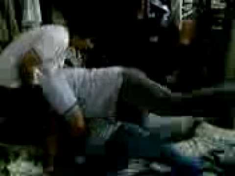 sex0 - luis joel y el gordo elias son participes de una violacion a gerardo..jaja por suerte solo jue sexo con ropa..jaja.