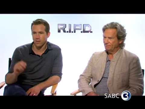 Ryan Reynolds and Jeff Bridges on RIPD