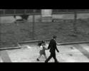 une petite fille, lucille, 8 ans , et paul, son p�re, cadre dans l'automobile, vont vivre une fin de journ�e inattendue...