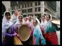 Fwd: هر کوچه و بازار داد زَنَم پشمک فروشم / انقدر فریاد زَنَم آواز خوانام در جنب و جوشم / ... / آخه می جان کُر پشمکیم خانه بدوشم http://www.youtube.com/watch?v=VwOSZFWdms0&feature=related (via http://ff.im/5chfA)