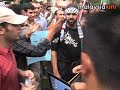 Near walkout by solidarity protest