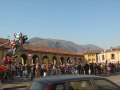 jumping in piazza mercato a Erba jumping in piazza mercato a Erba