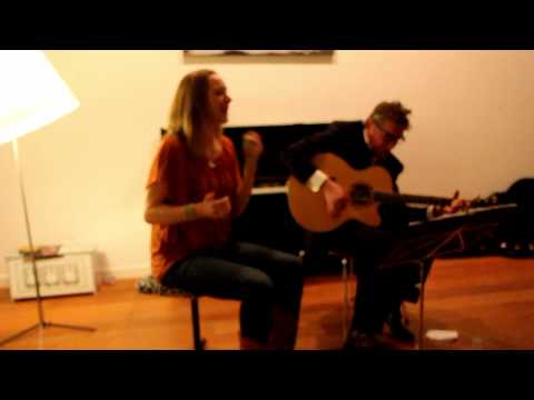 henkhofstede - Live In The Living 19-2-2012: Vera van der Poel (DiVERA) and Henk Hofstede played Up On The Hill. Up On The Hill is from the album: Spoon River, A Lakeside C...