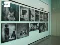 Los ocho objetivos del milenio cuelgan de las paredes de un museo