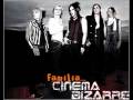 Cinema Bizarre - Dysfunctional Family in spanish