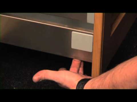how to remove b and q kitchen drawers