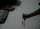 tentativas de thumb spin