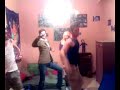 H mana mou pou ftaiei parody